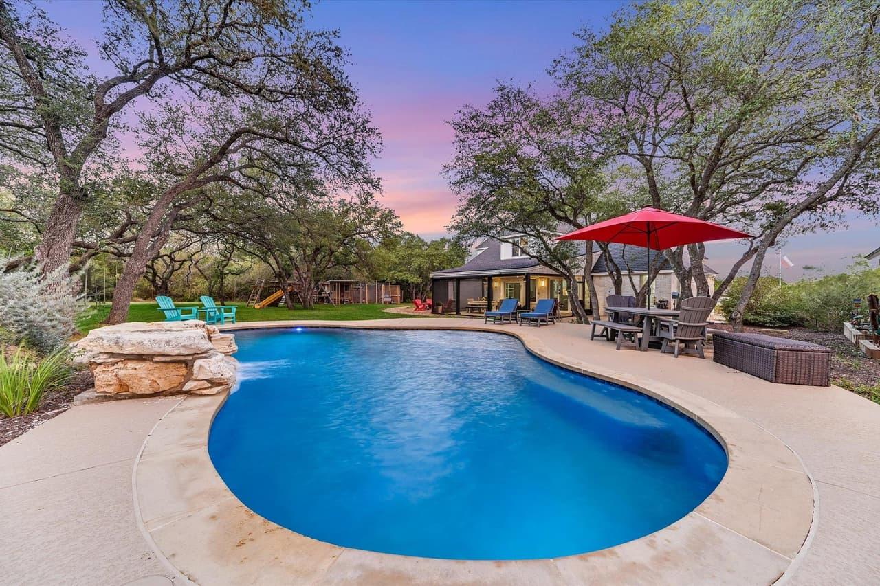 1196 W Bartlett Dr