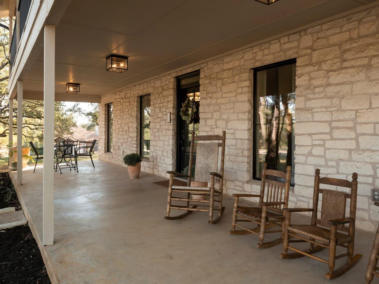 22  Tall Oaks Trl photo 4