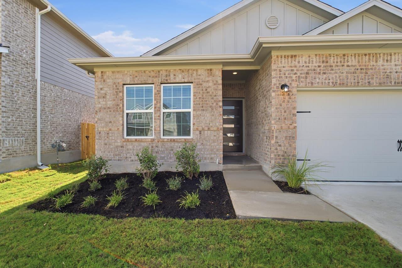 341  Begonia St photo 4