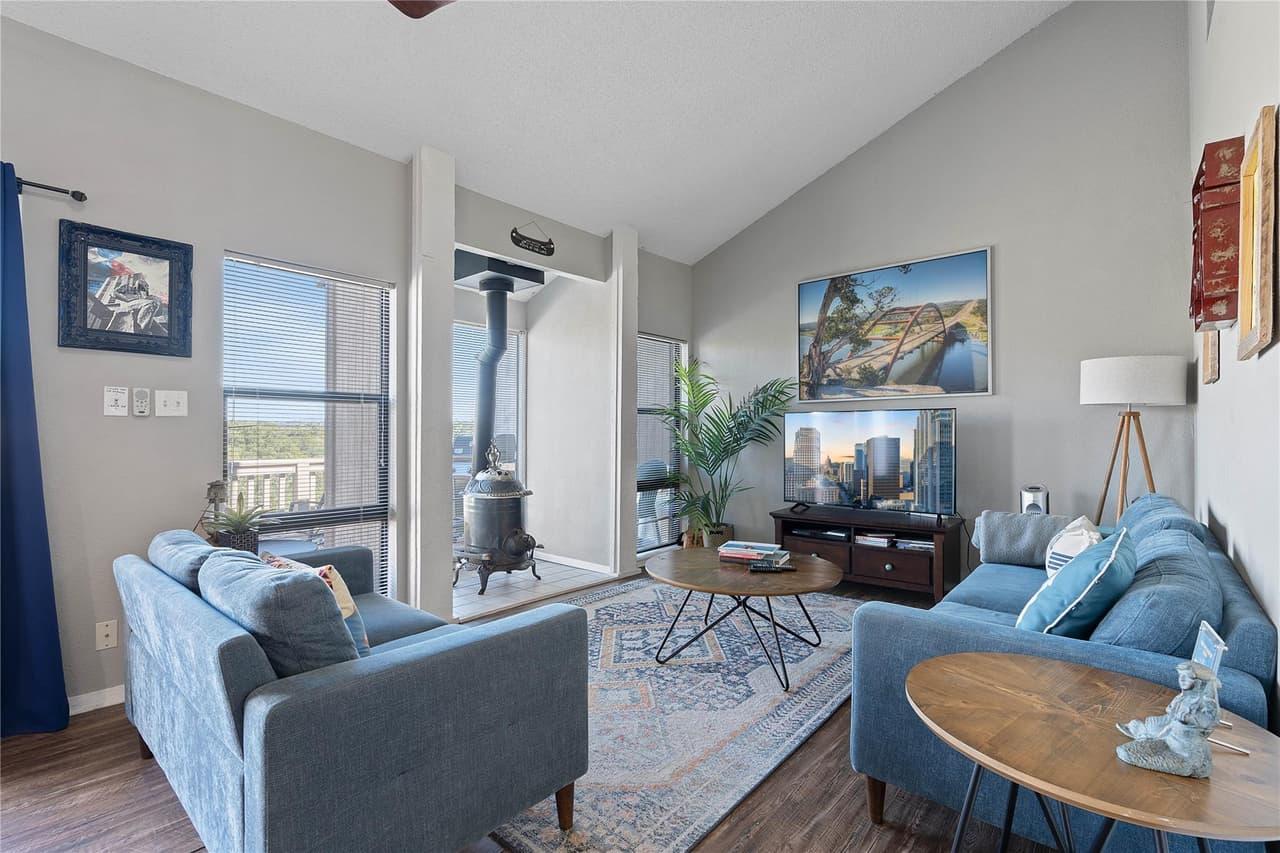 111  Comanche Pt photo 4