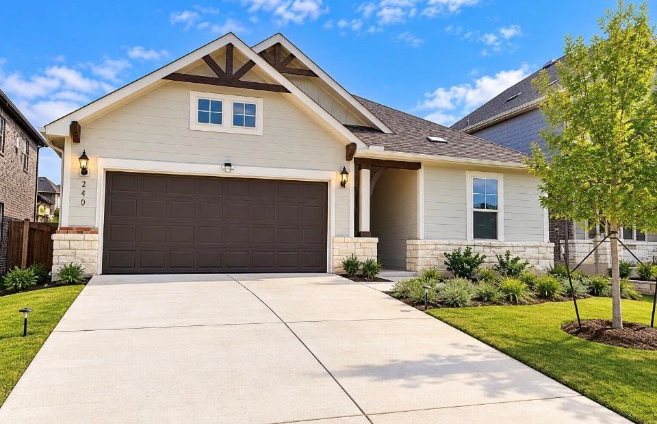 240  Canyoncrest Way