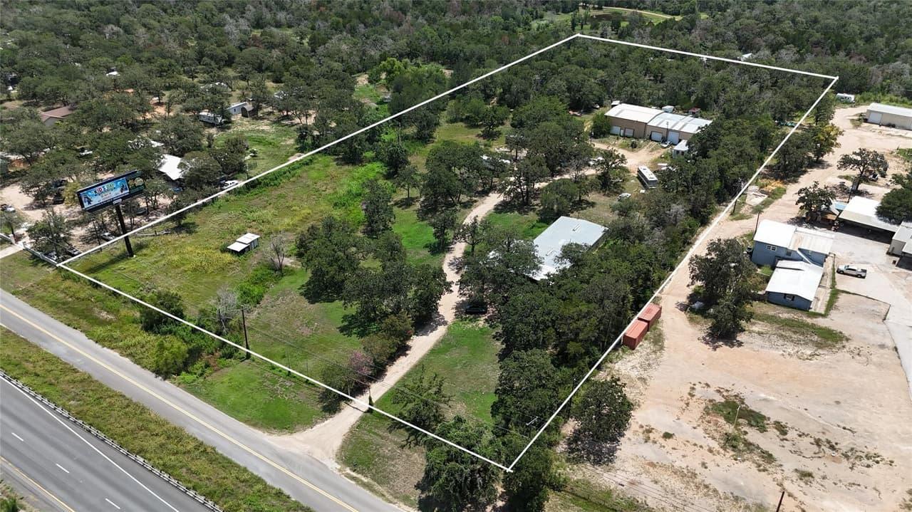 1045 W SH 71 Hwy