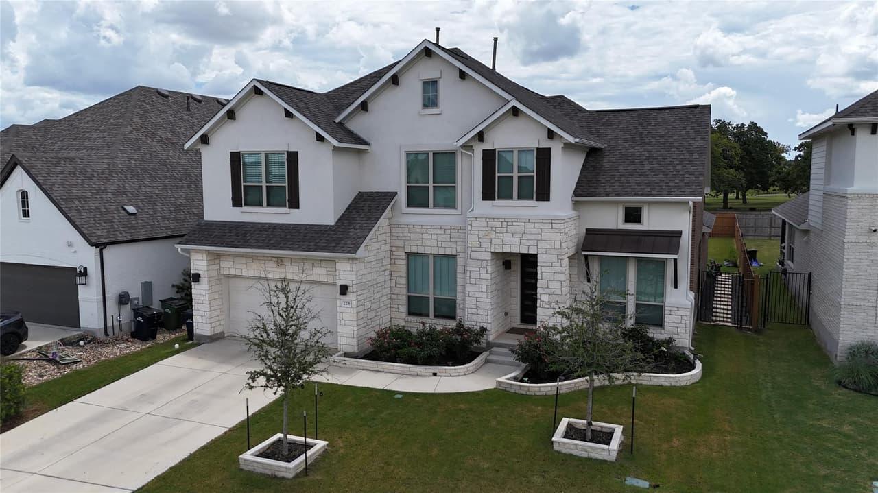 228  Poole Ln photo 2