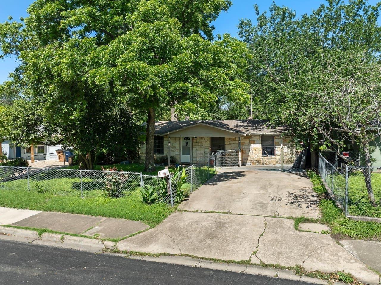 1122  Spur #D St  #D