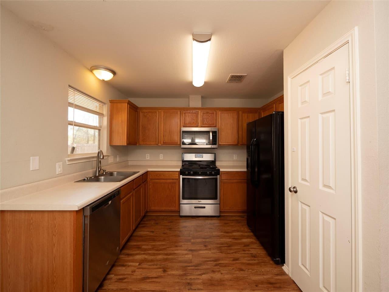 14510  Rumfeldt St photo 5