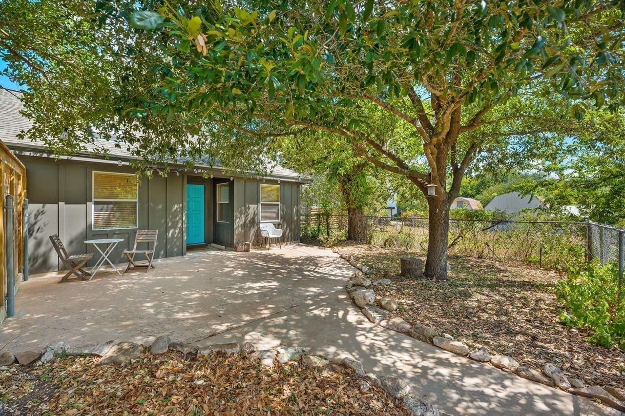 1601  West Ln photo 4