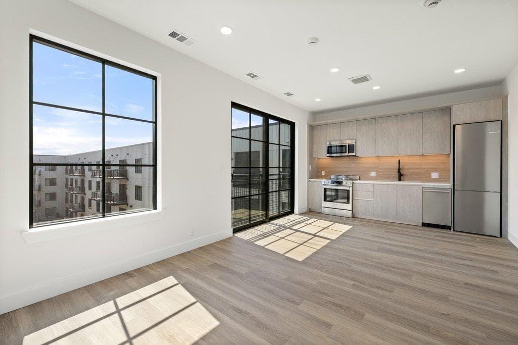 4315 S Congress Ave  #224