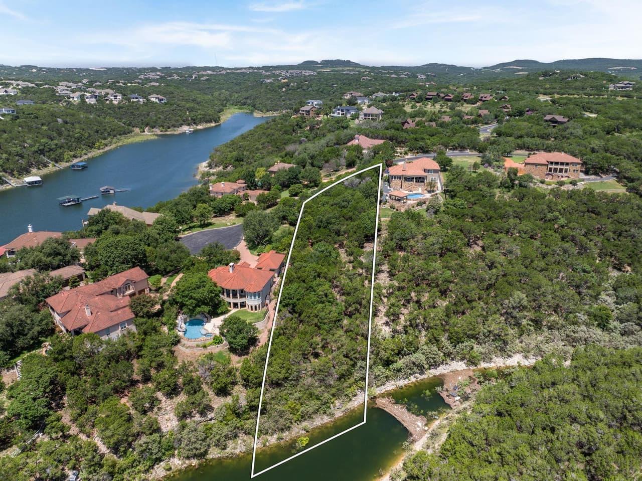 18505  Monet Pointe Dr photo 4