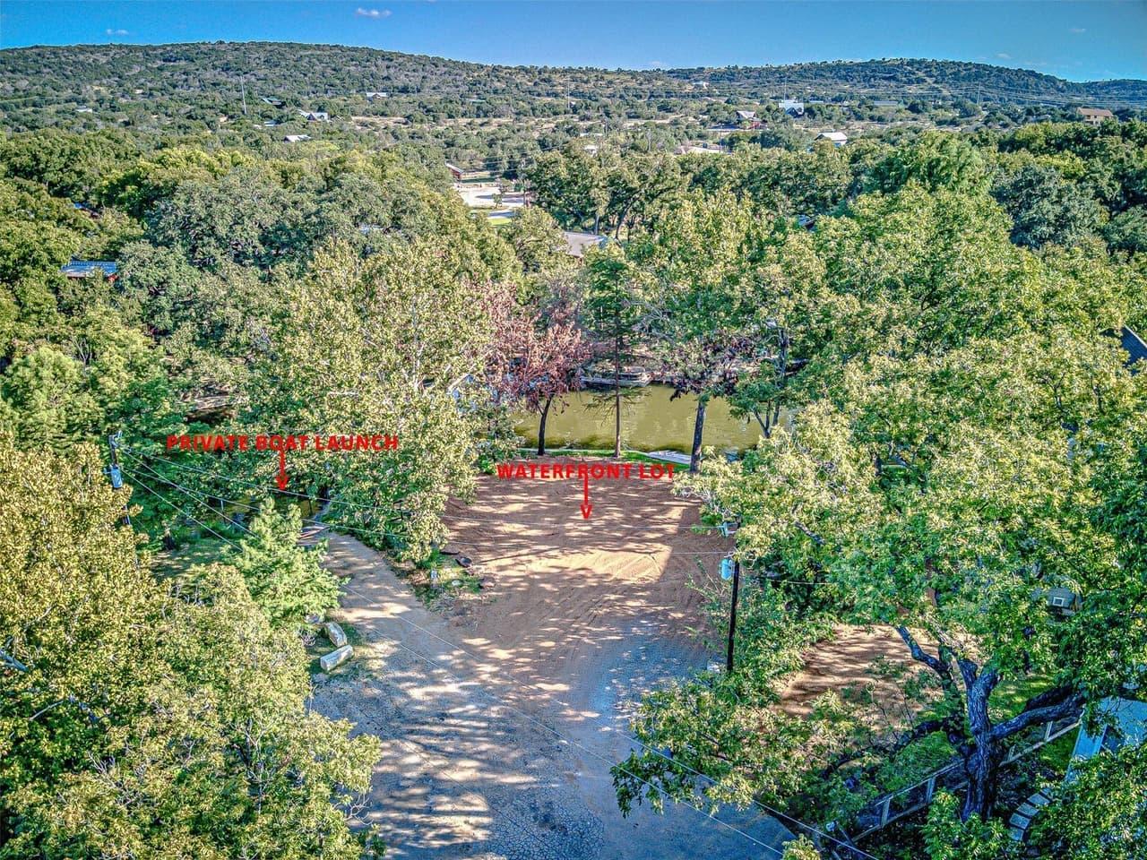 1336 S Lakeside Dr photo 2