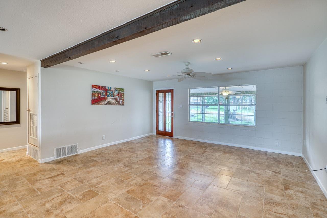 336  Carlson Cir photo 6