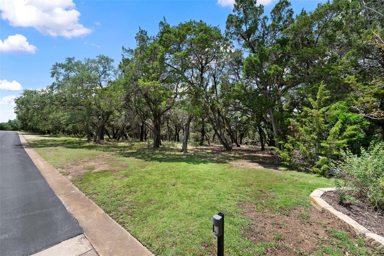 906  Moonlight Bay Dr photo 6
