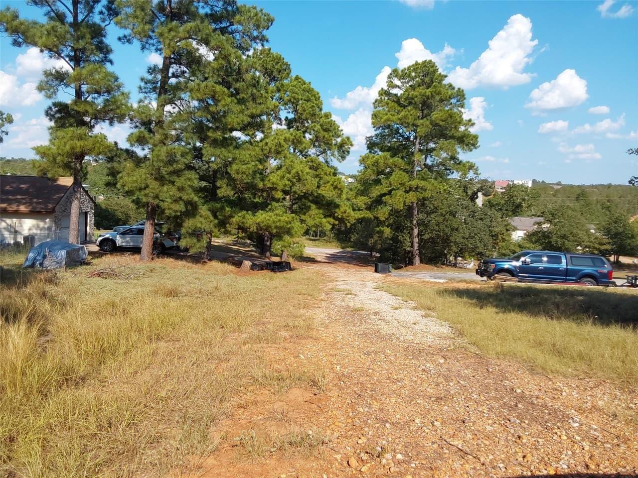909  Hana Court St photo 4