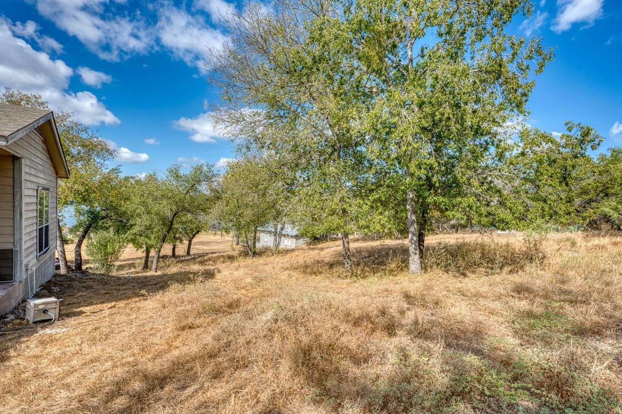 24911  Lake View Dr photo 3
