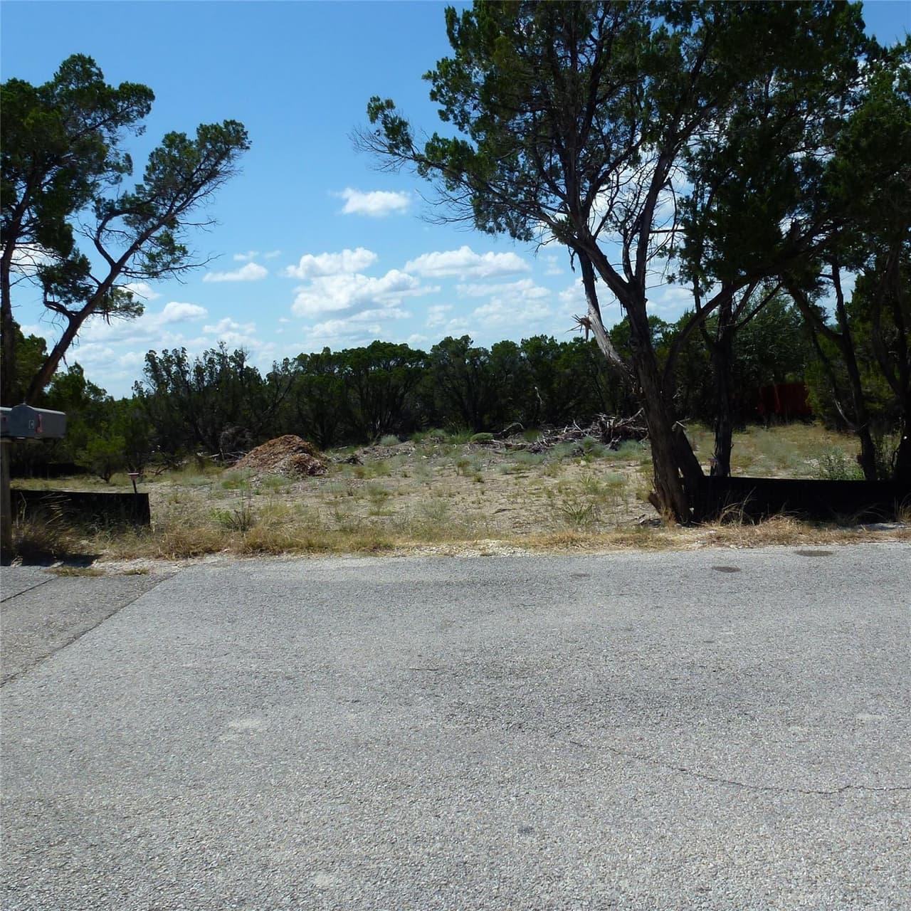 20203  Travis Dr photo 5