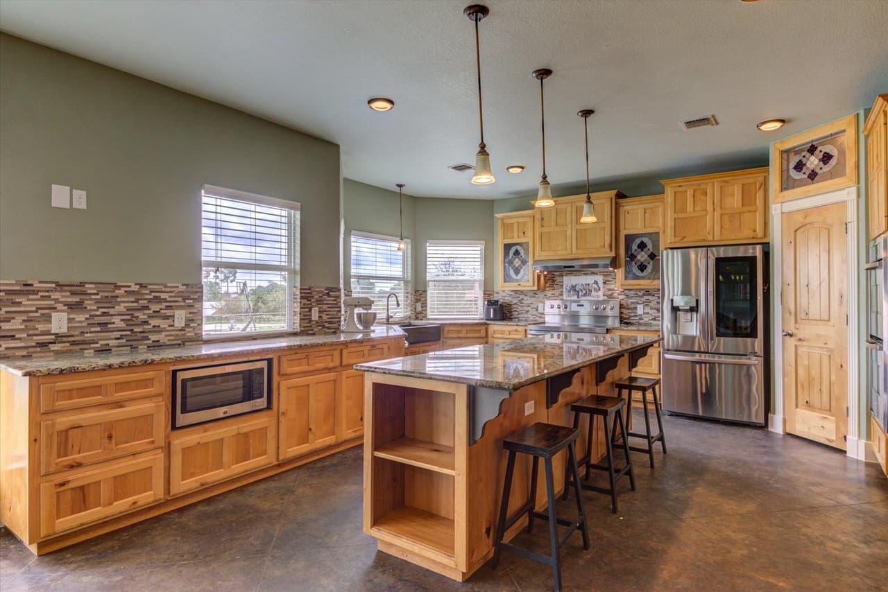 118  Saddle Ct