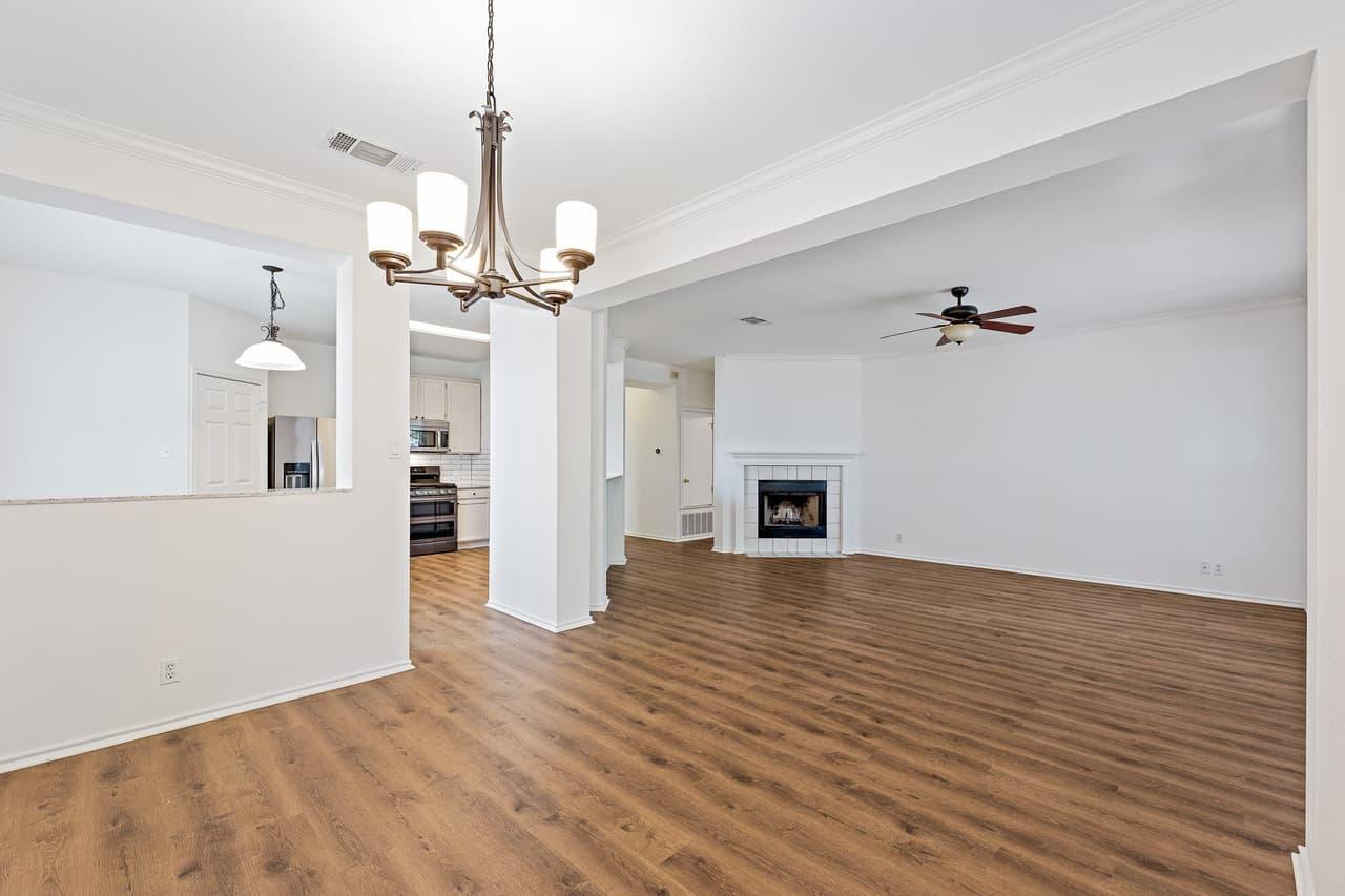 1605  Azalea Dr photo 5