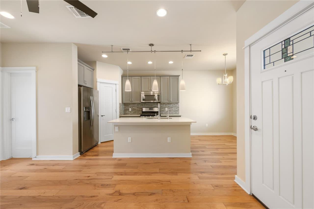 1301  Casey St  #A photo 6