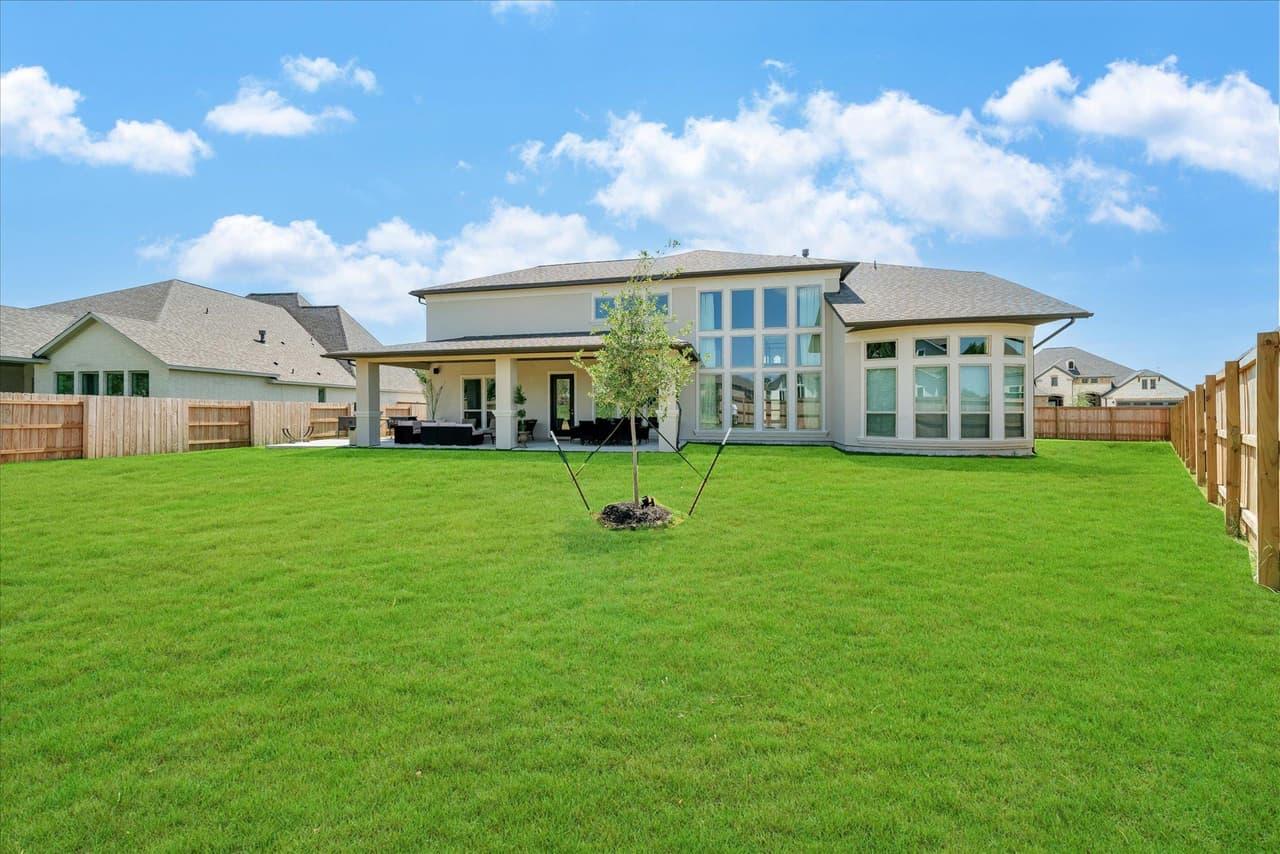 110  Gaston Dr