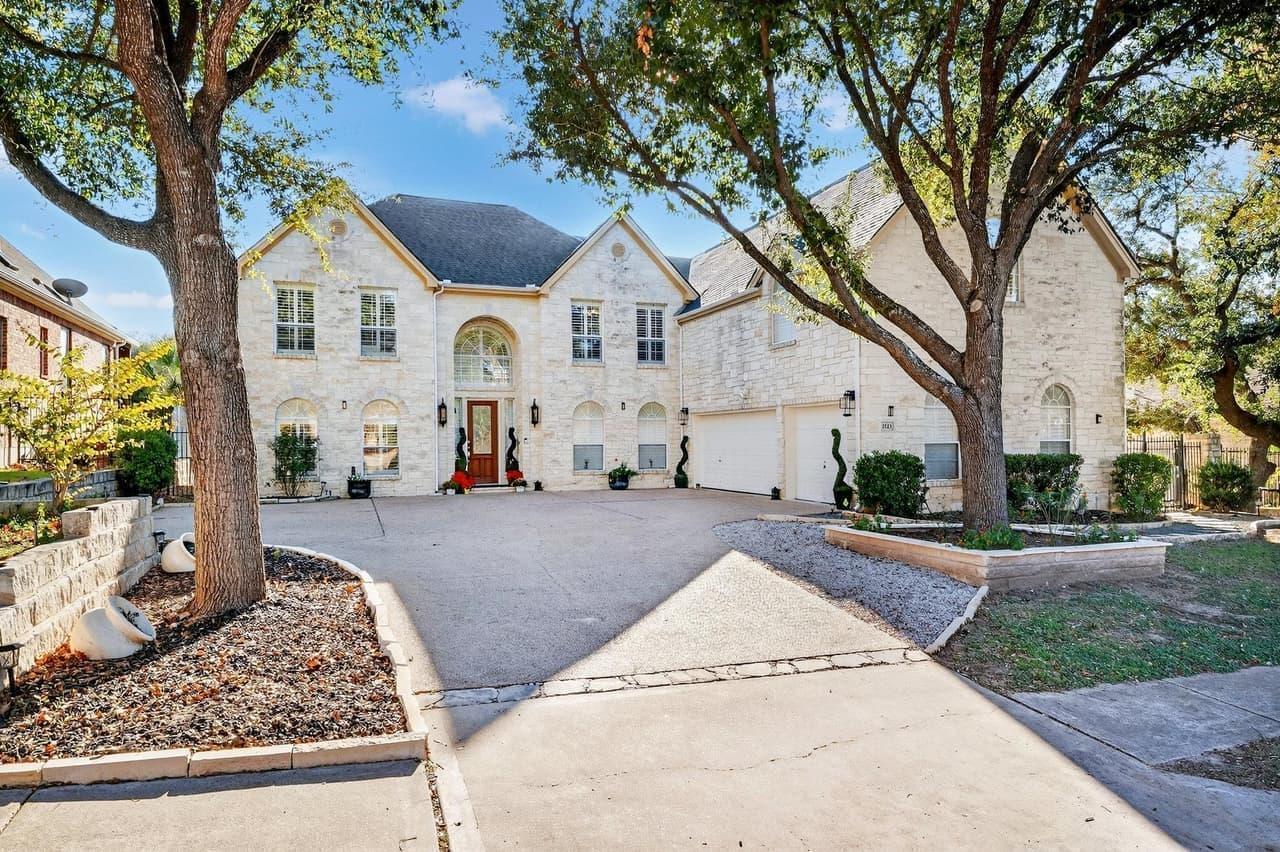 2123  Hilton Head Dr