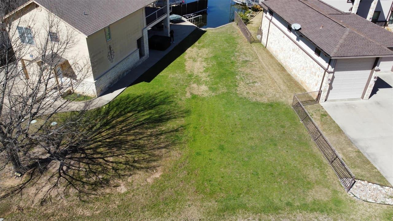 410  Pecan Creek Dr photo 3