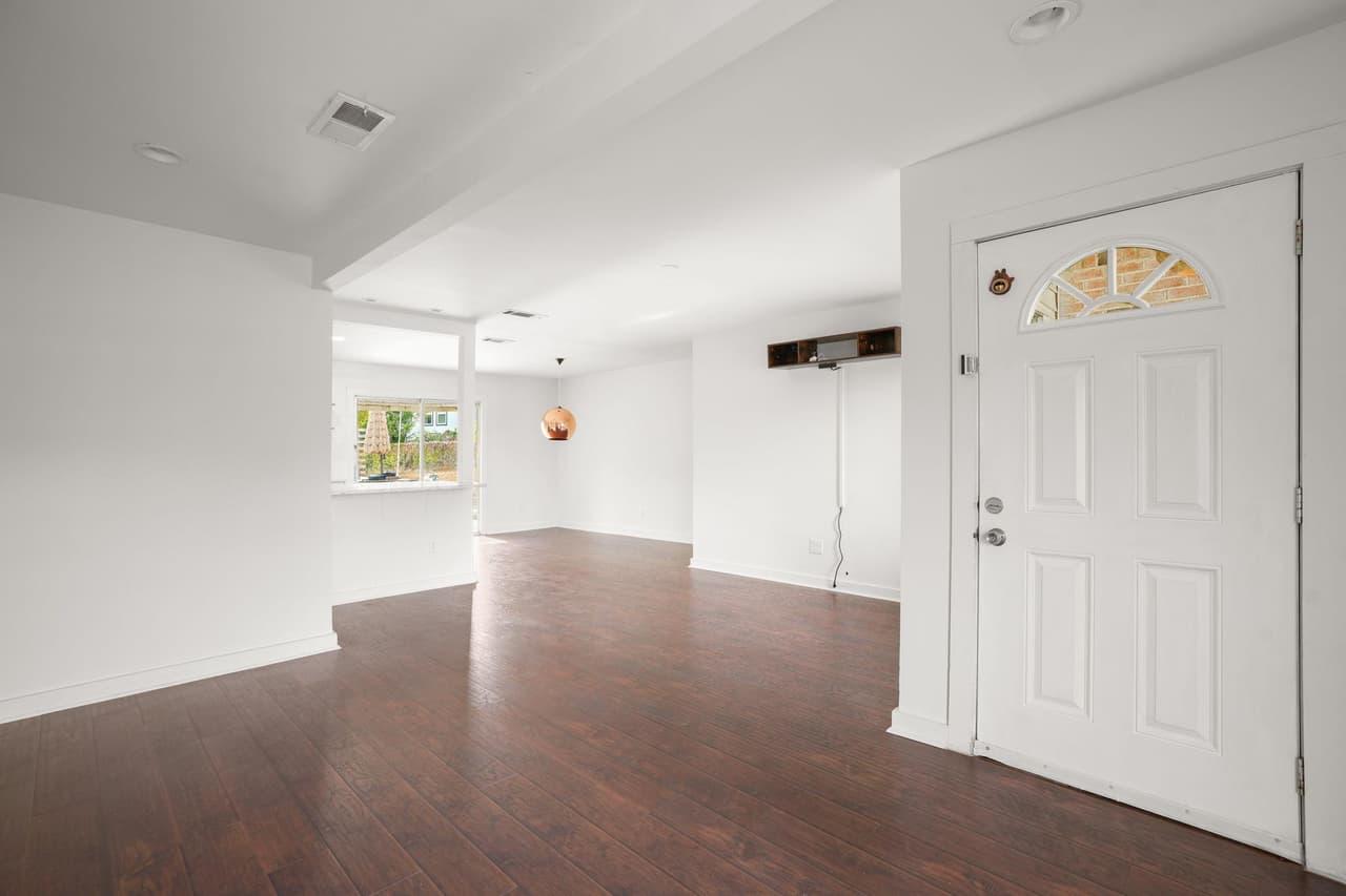 1803  Elmira Rd photo 5