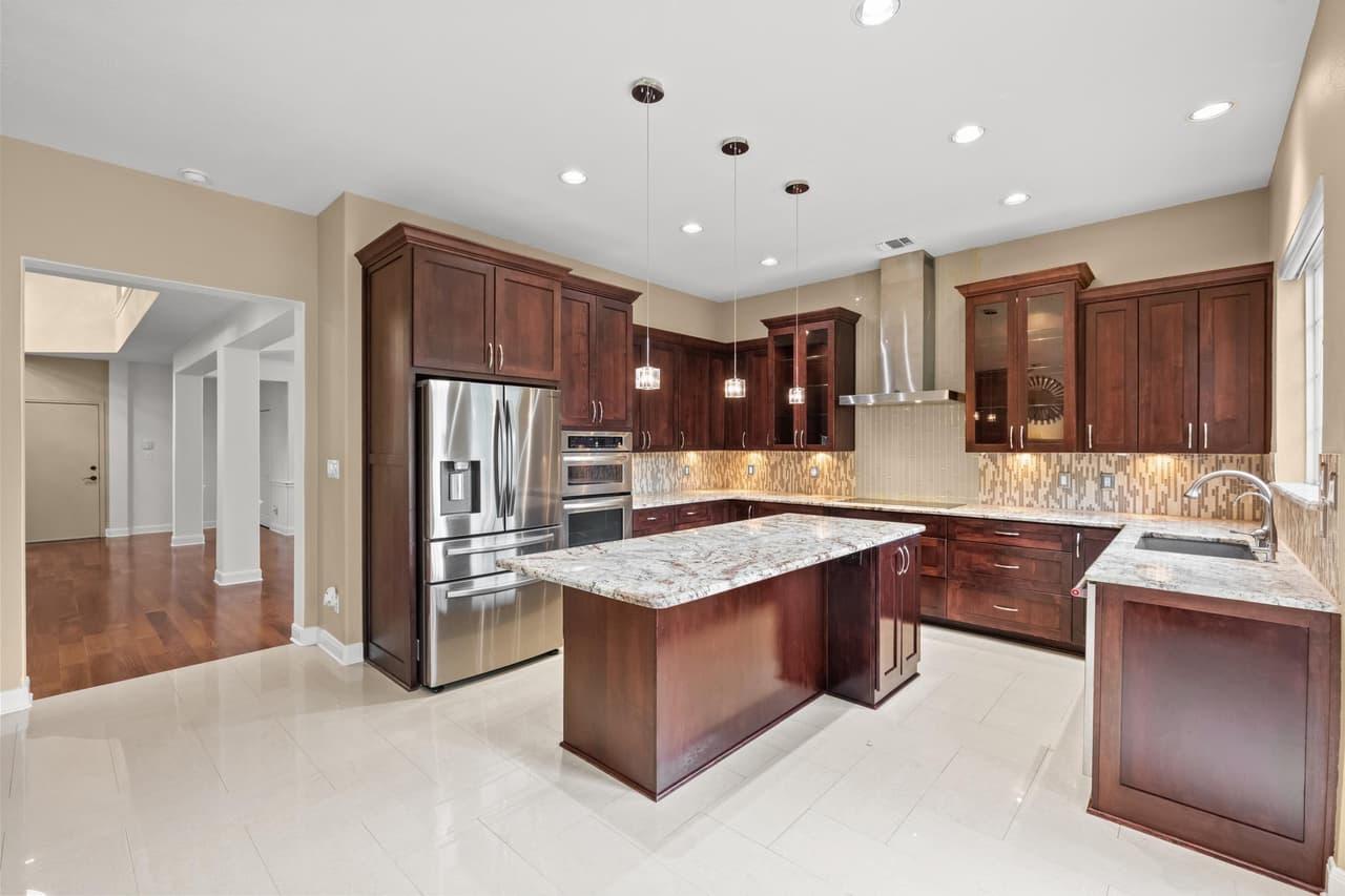 3  Treemont Dr photo 2