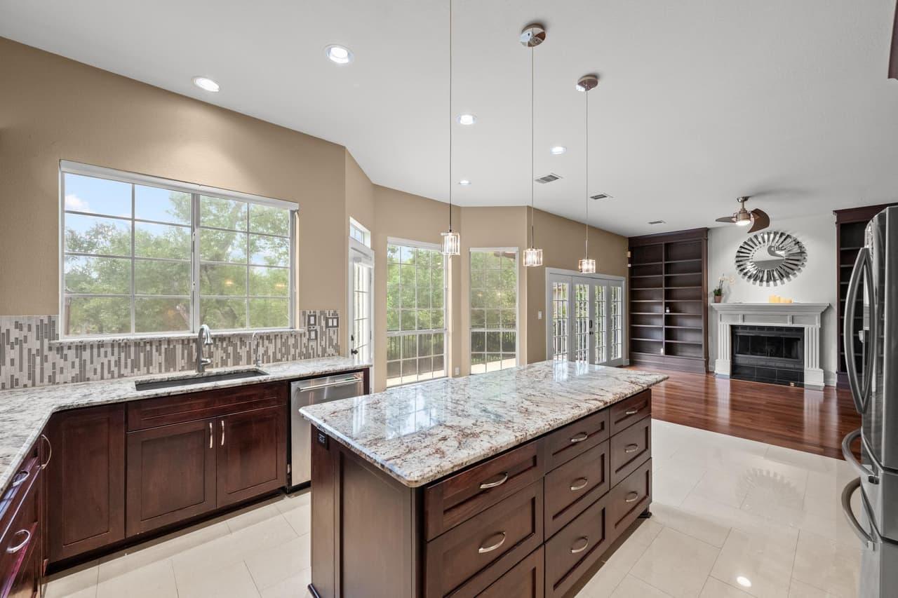 3  Treemont Dr photo 4