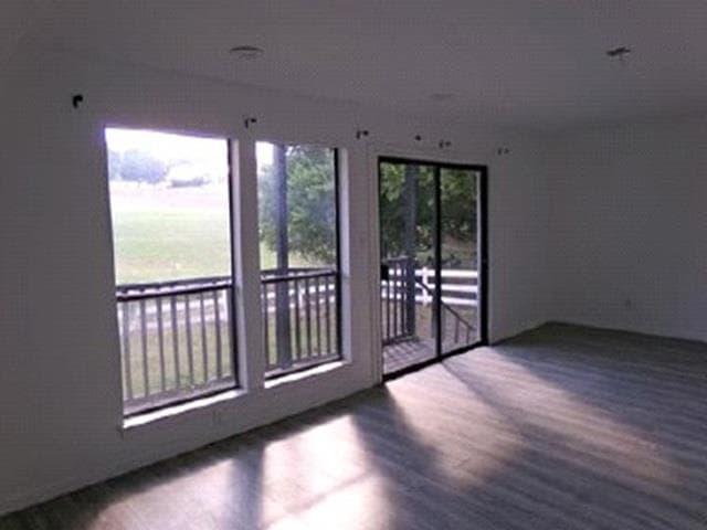 20707  Greenpark Dr photo 5