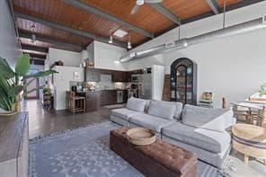 2205 N Lamar Blvd  #523