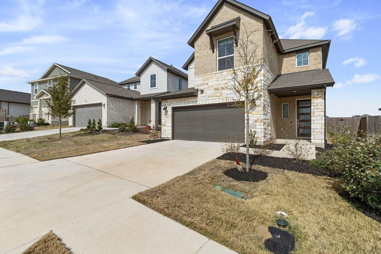 6406  Mallord Brook Bnd photo 2