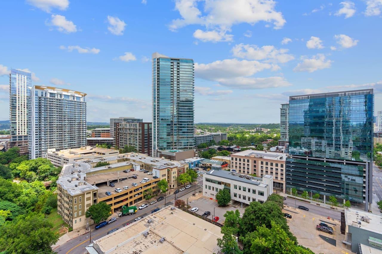 360  Nueces St  #1518 photo 4