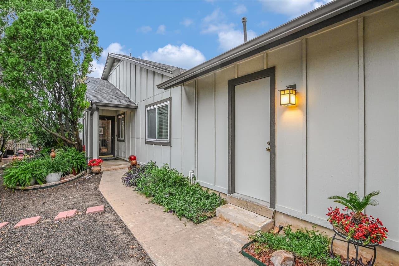 9469  Singing Quail Dr photo 5