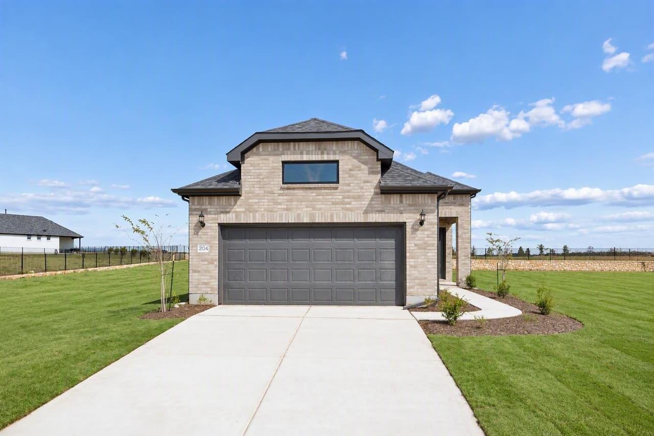 204  Frontera Dr