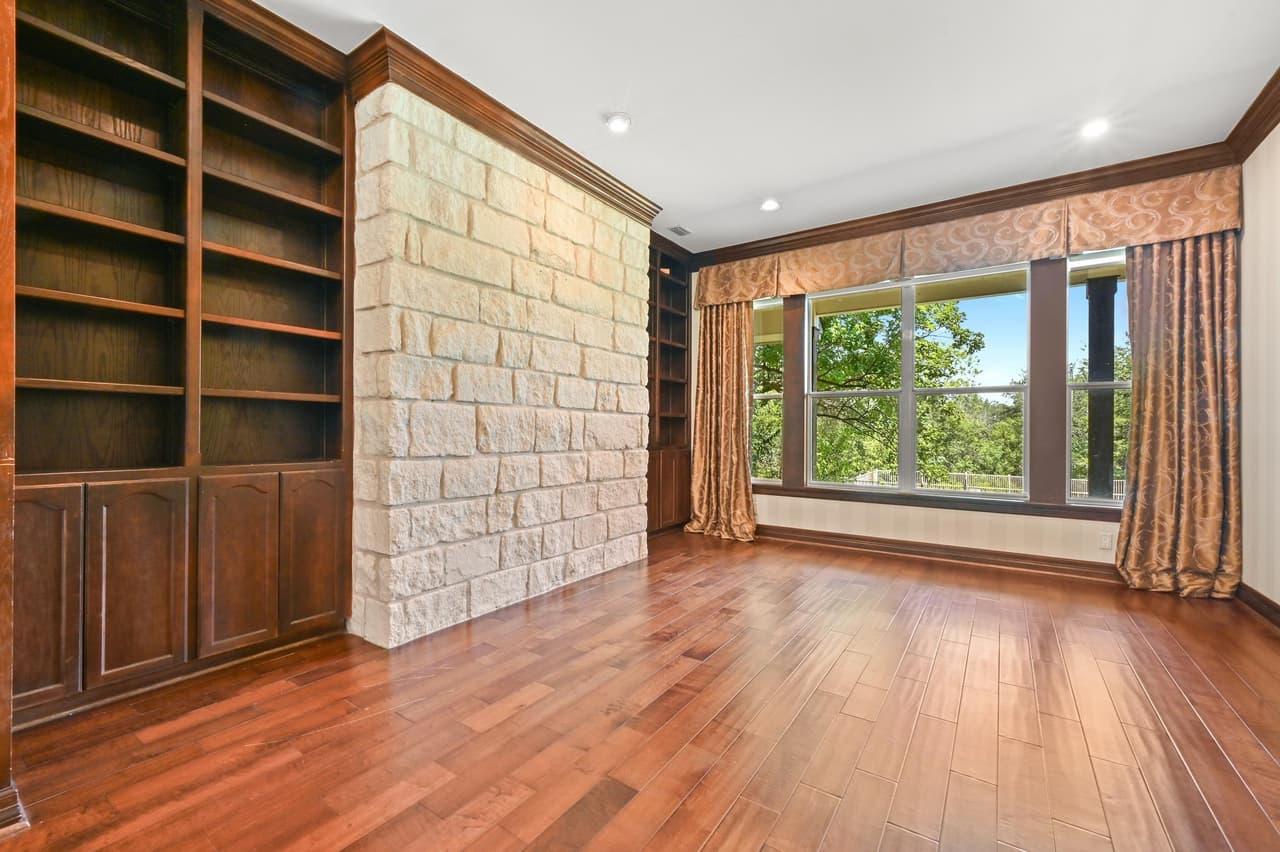 850  Jerrys Ln photo 5