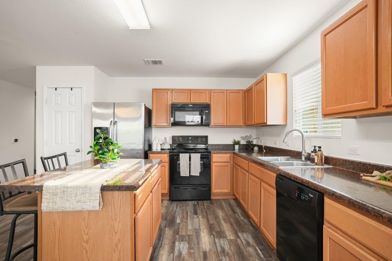 9421  China Rose Dr photo 3