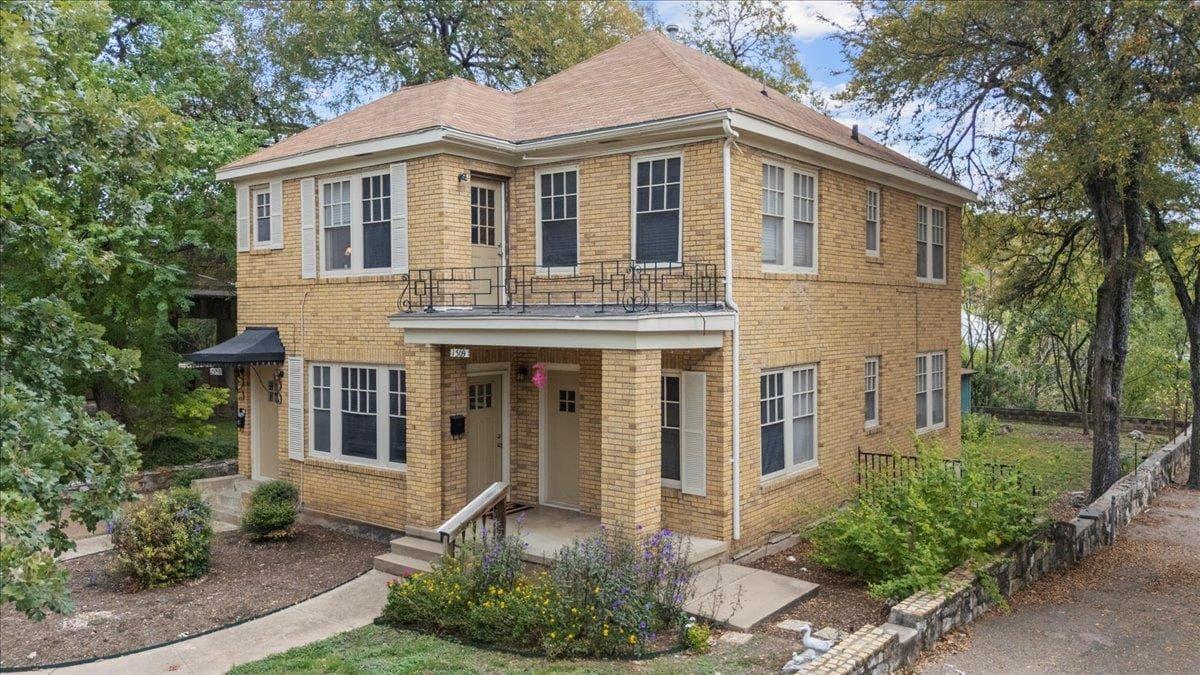 1509  Parkway None