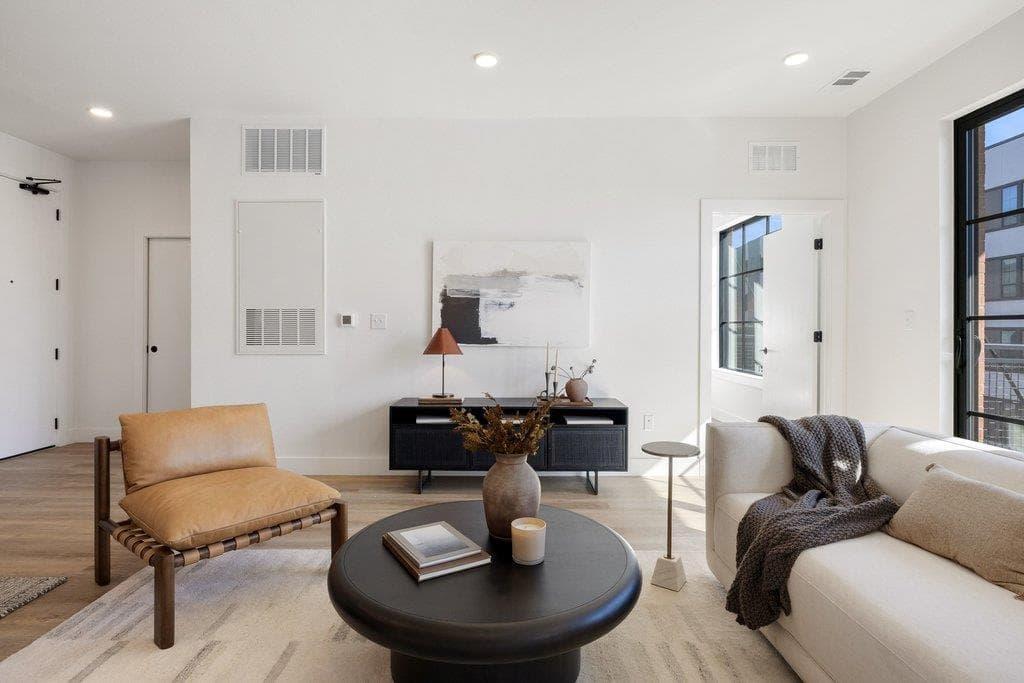 4315 S Congress Ave  #411 photo 4