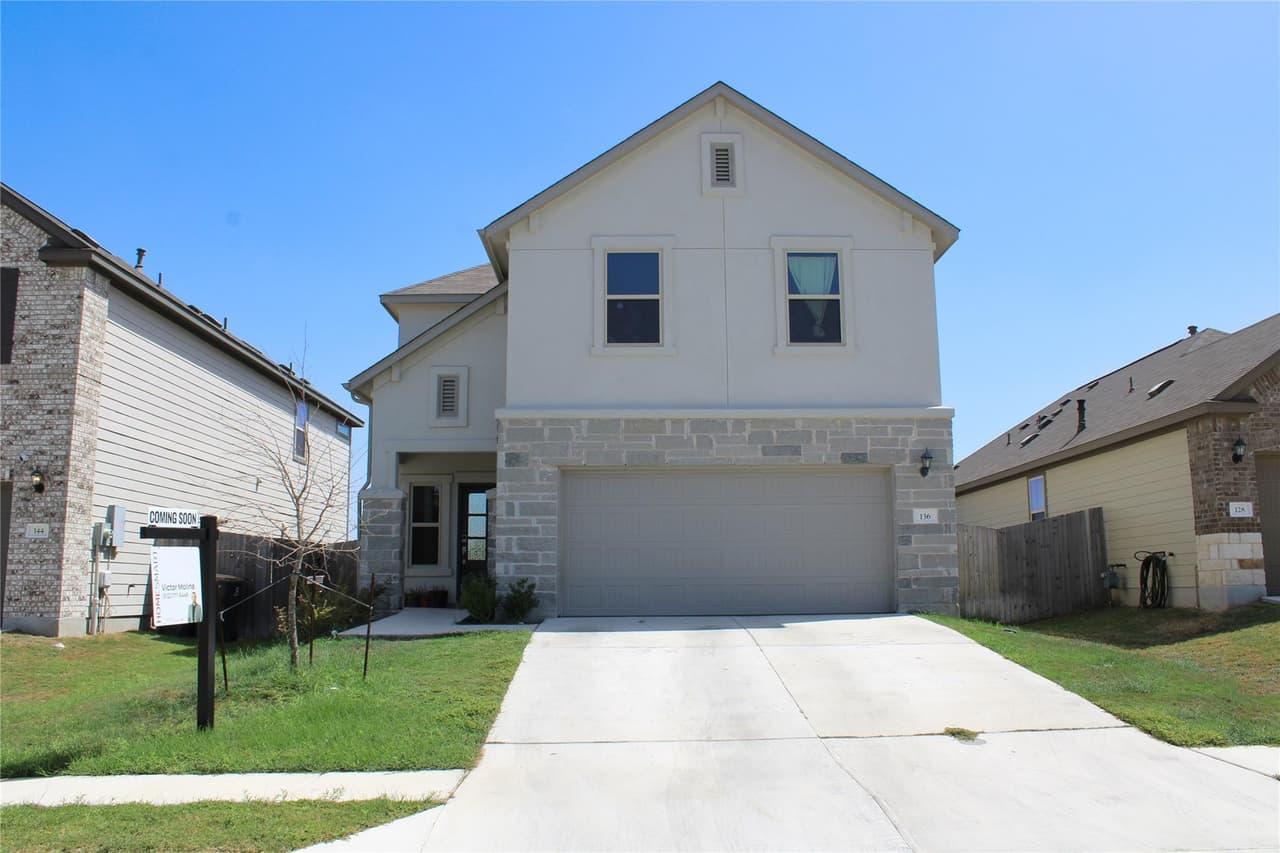 136  Bromeliad Dr