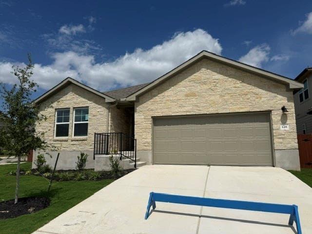 128  Skyview Farm Ln