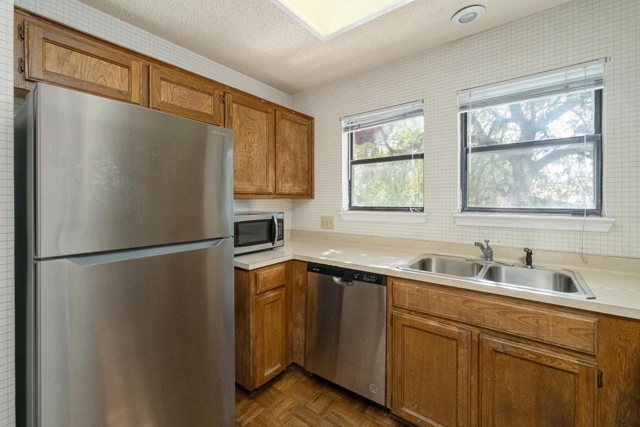 1404  Norwalk Ln  #206 photo 5