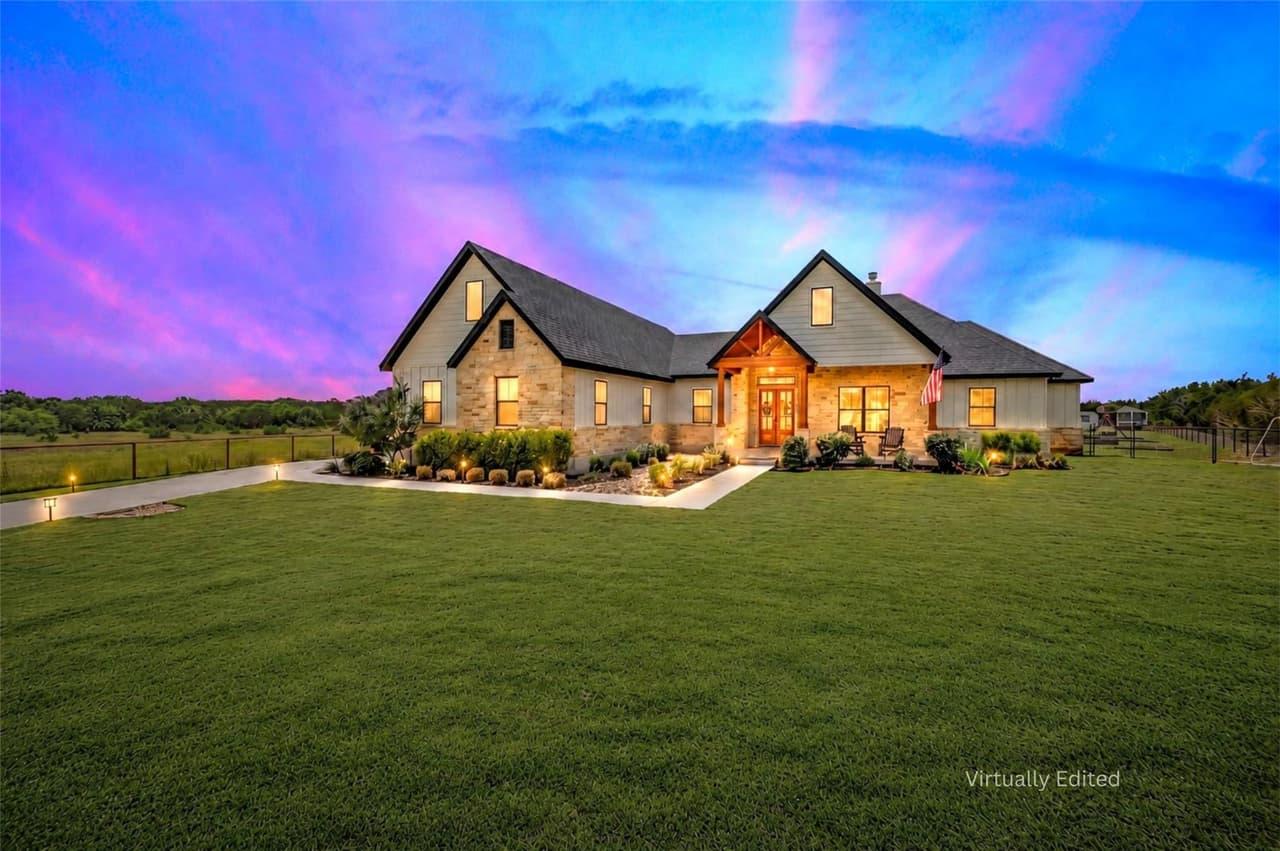 105  Yellow Senna Pl photo 2