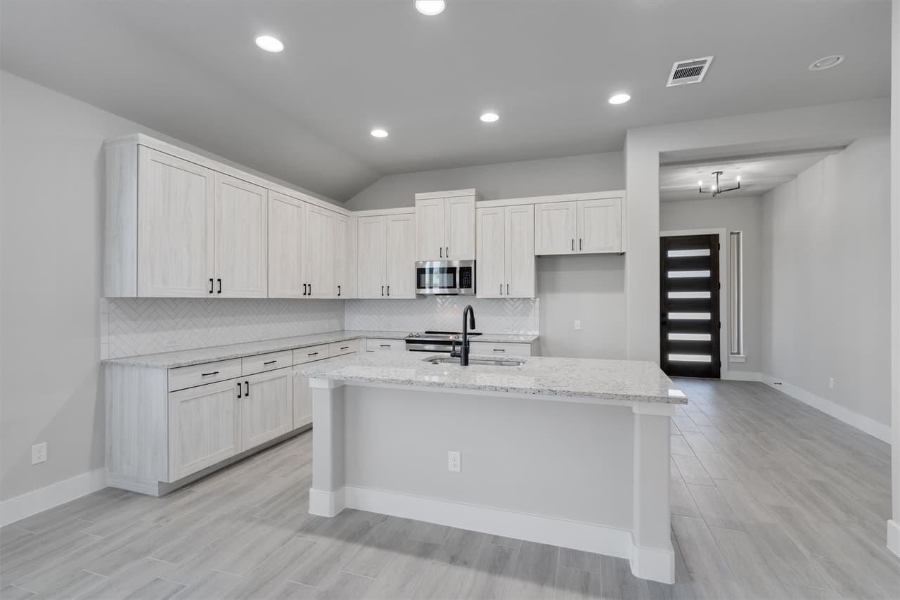 224  Scenic Hills Cir photo 6