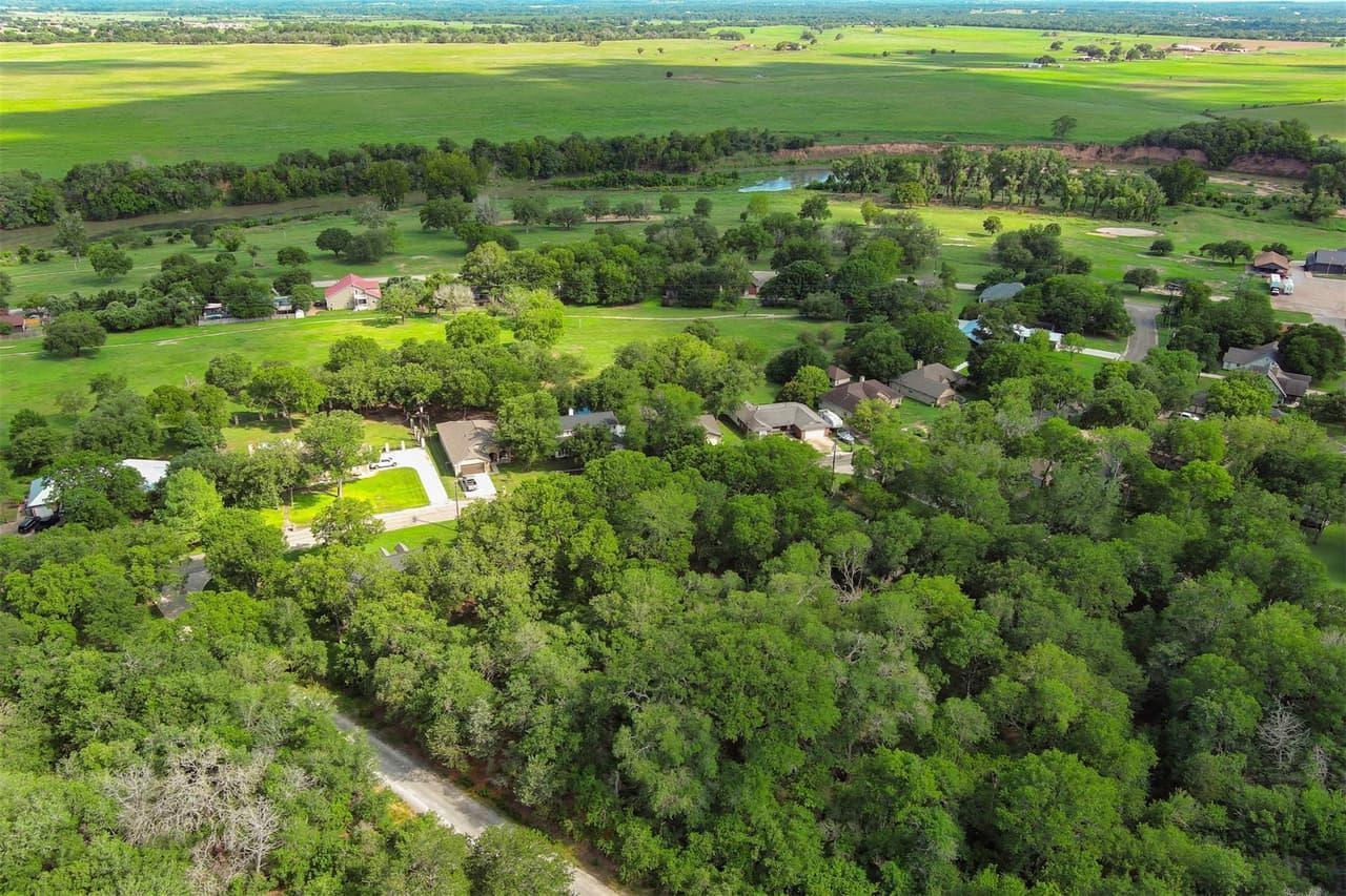 Lot 33  Kaelepulu Dr photo 2