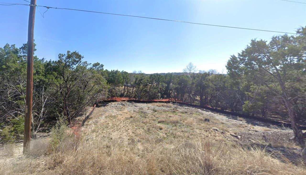 21011  Panhandle Cv photo 2