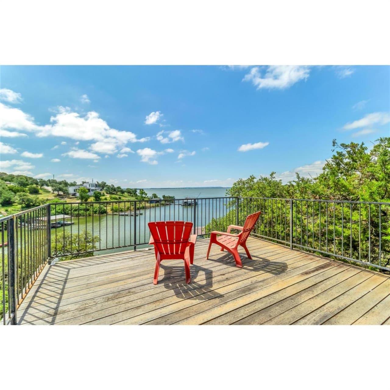 1225  Waterway Ln photo 6