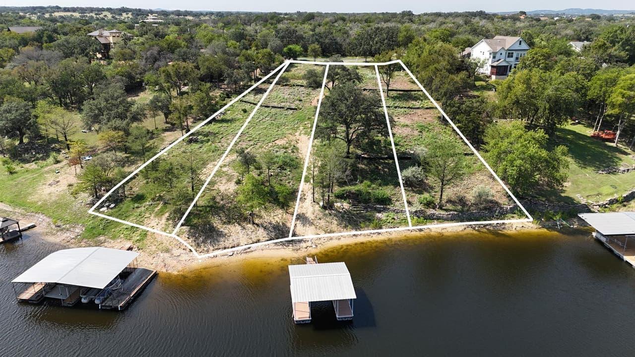 1013  Lake Shore Dr photo 3