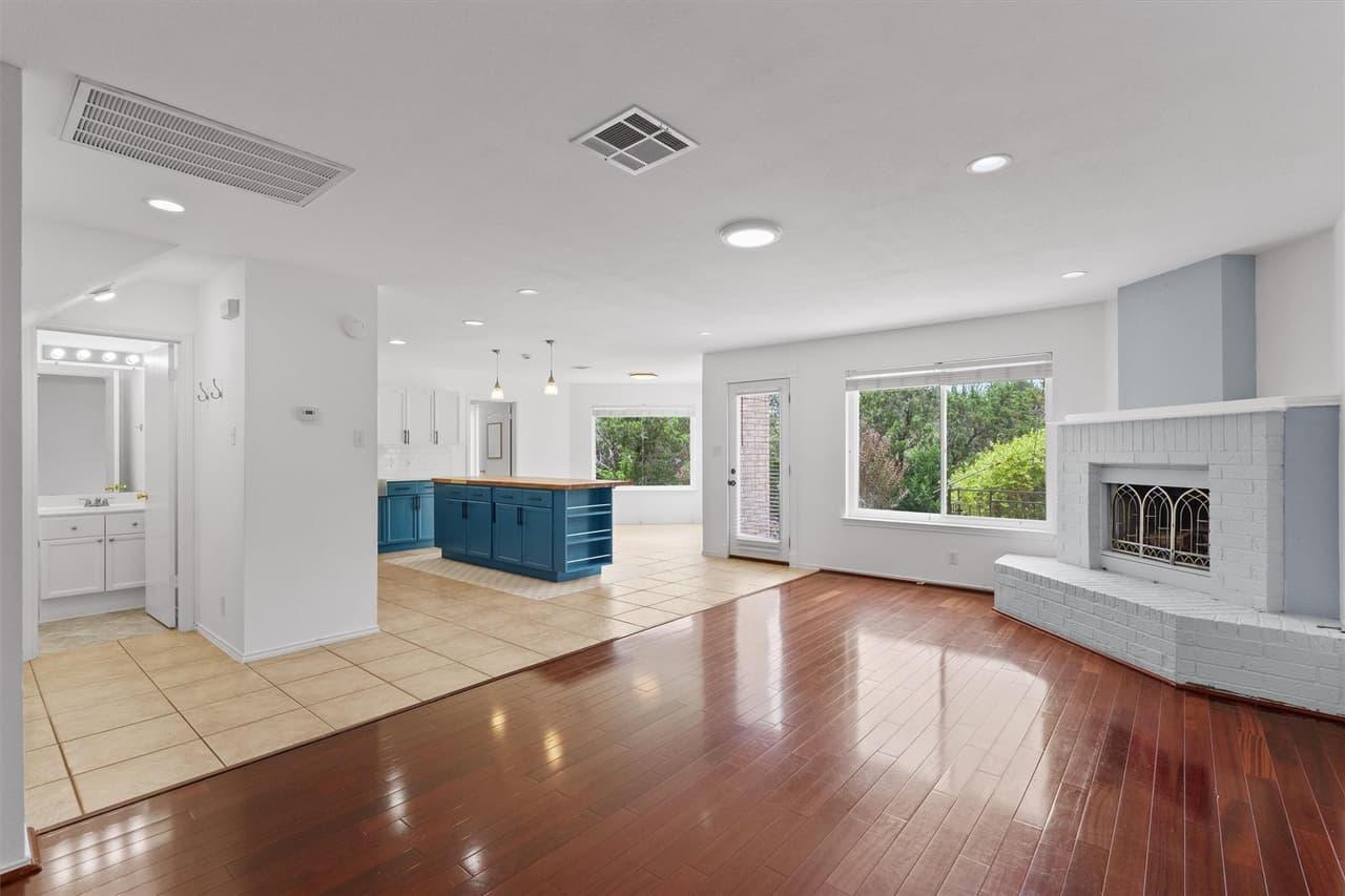 3744  Top Rock Ln photo 6