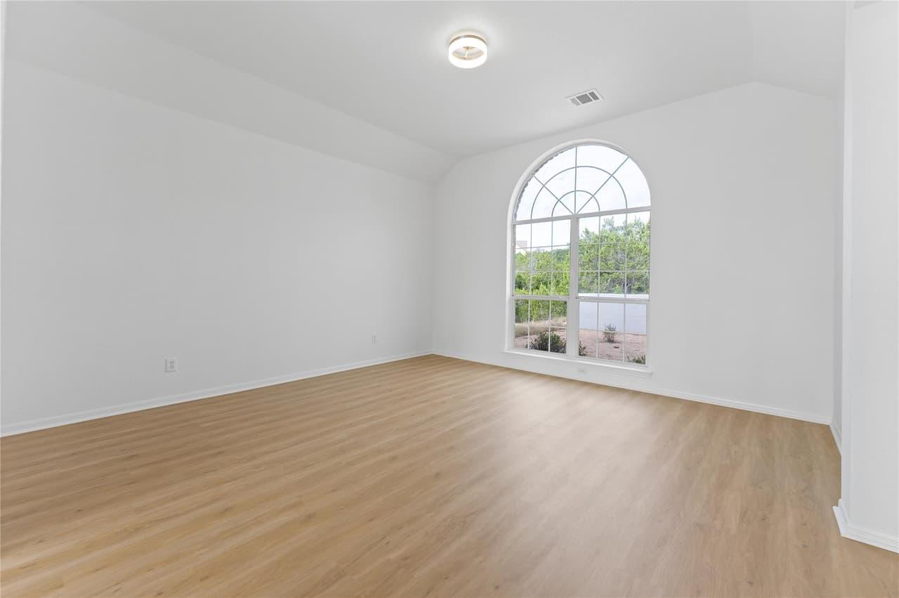 18129  Compass Cir photo 4