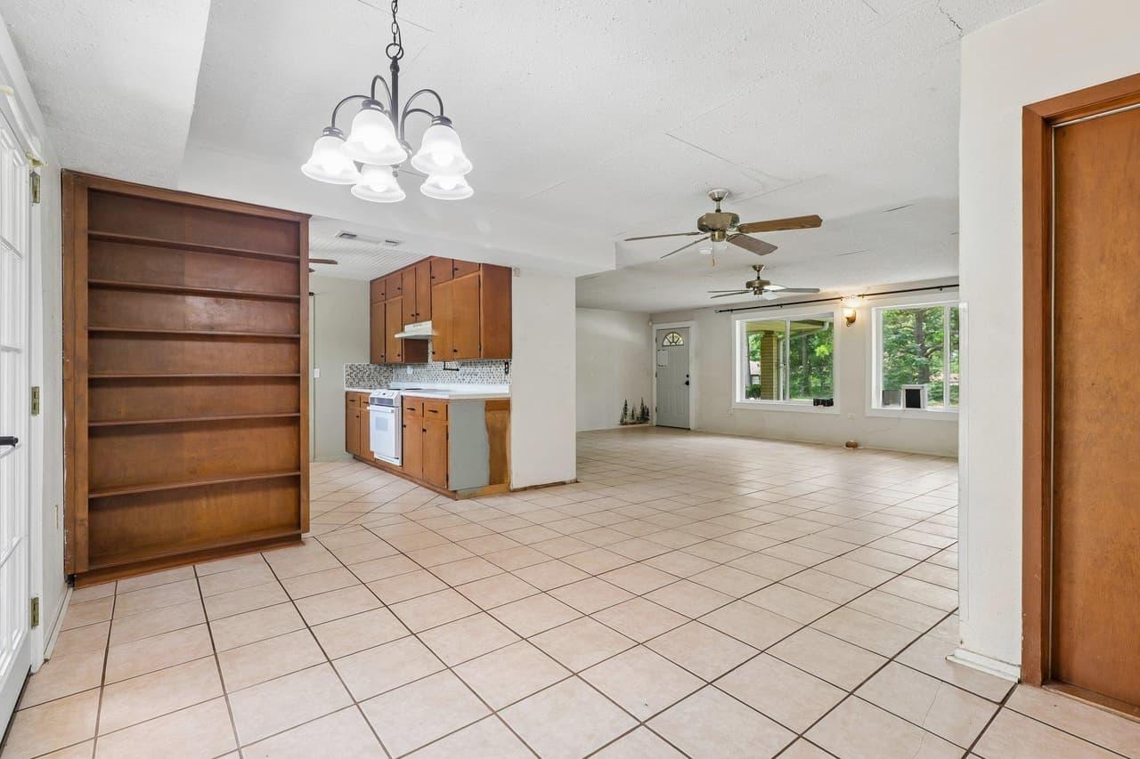 162  Indian Oak Dr photo 6