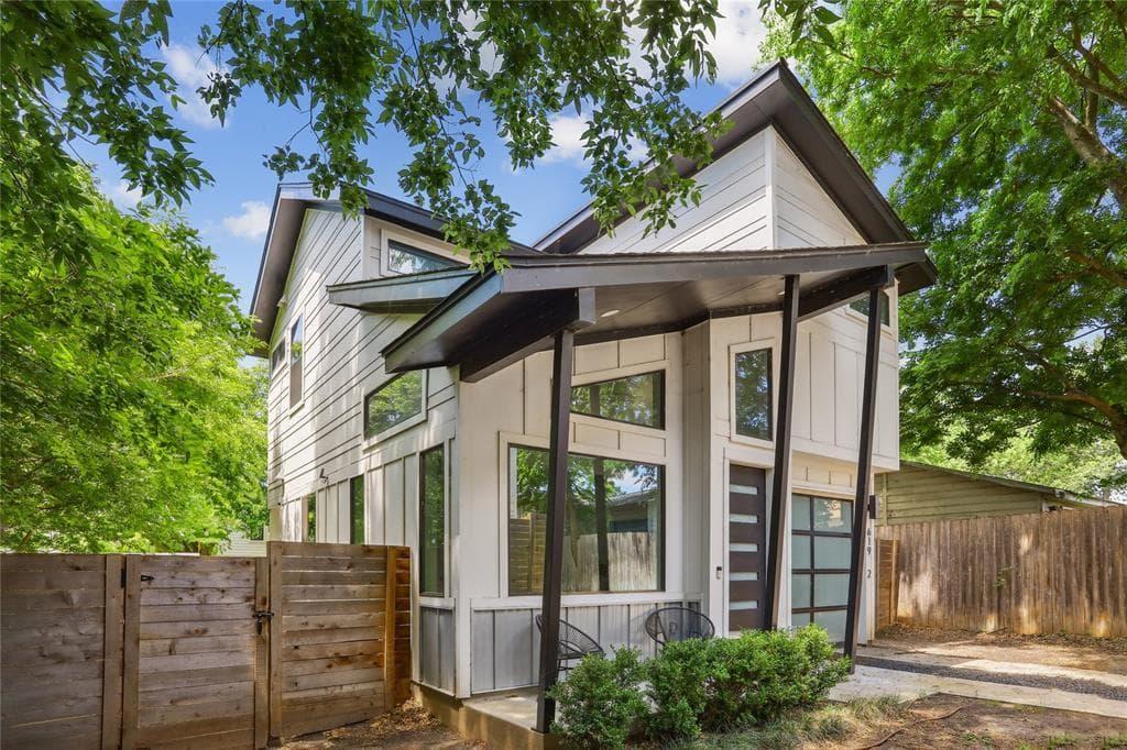 619  Hammack Dr  #2 photo 2